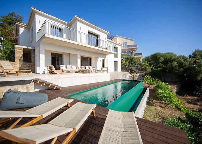 Villa Vue Cap Corse